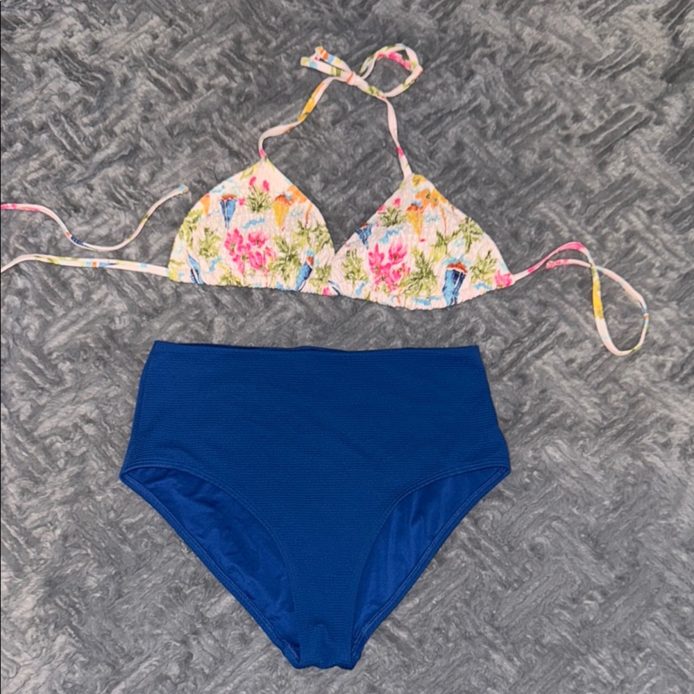 Old Navy 2-piece Large Blue and tropical